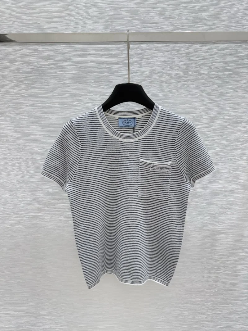 Prada T-Shirts Minimalist 165722