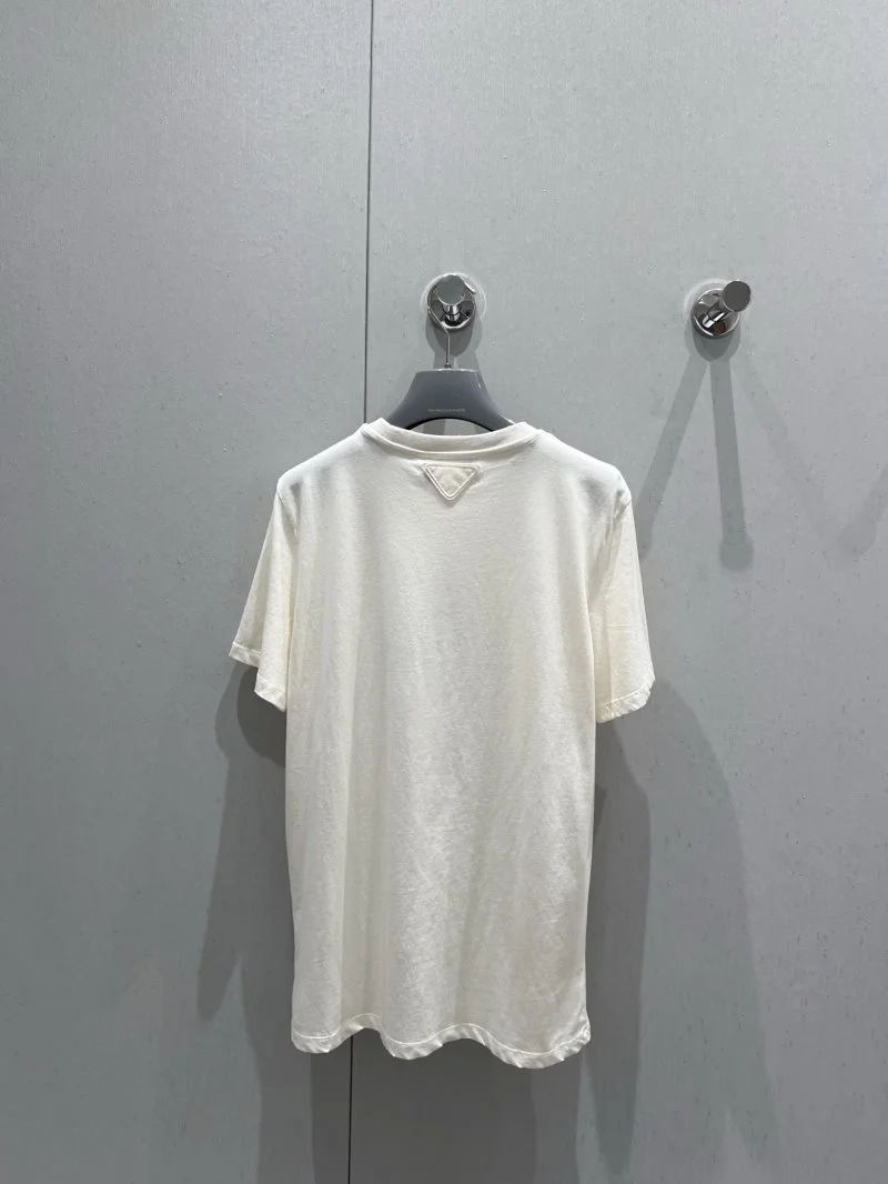 MultiPurpose Prada T-Shirts 165681