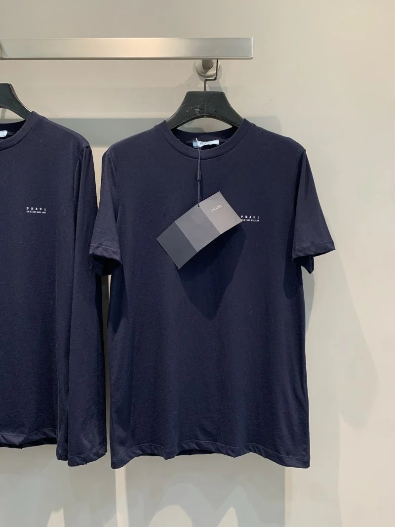 TravelReady Prada T-Shirts 165668