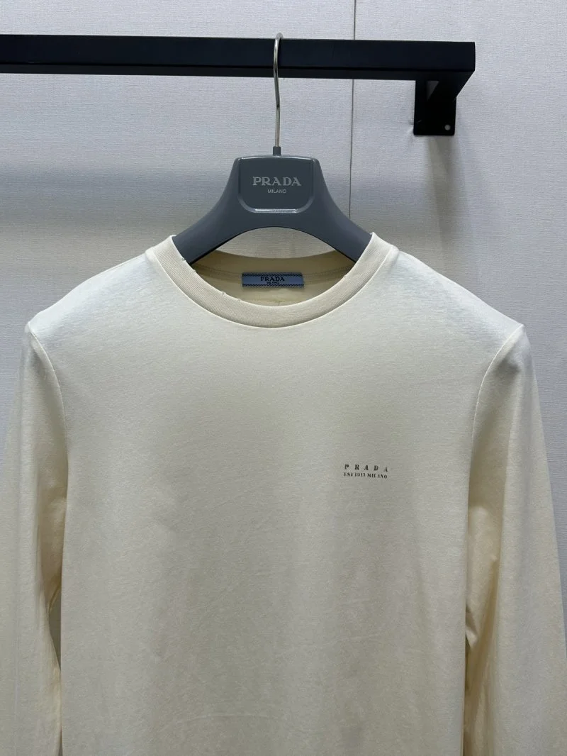 Prada T-Shirts Contemporary 165655