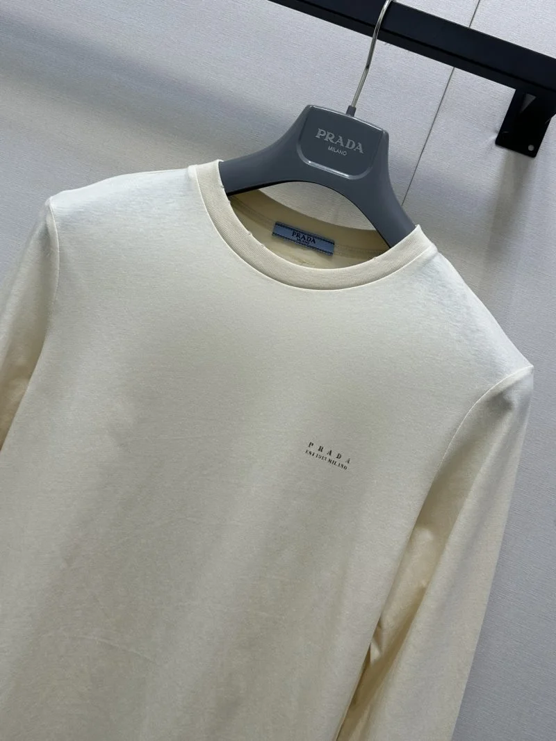 Prada T-Shirts Contemporary 165655