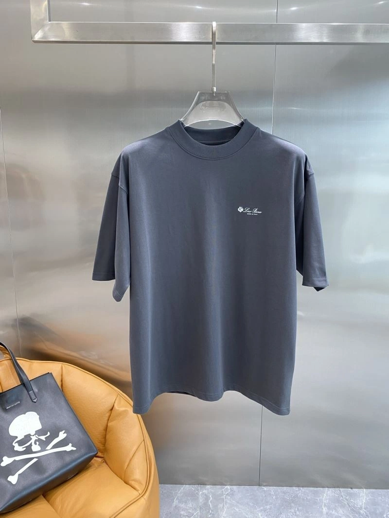 Prada T-Shirts WellDesigned 169353