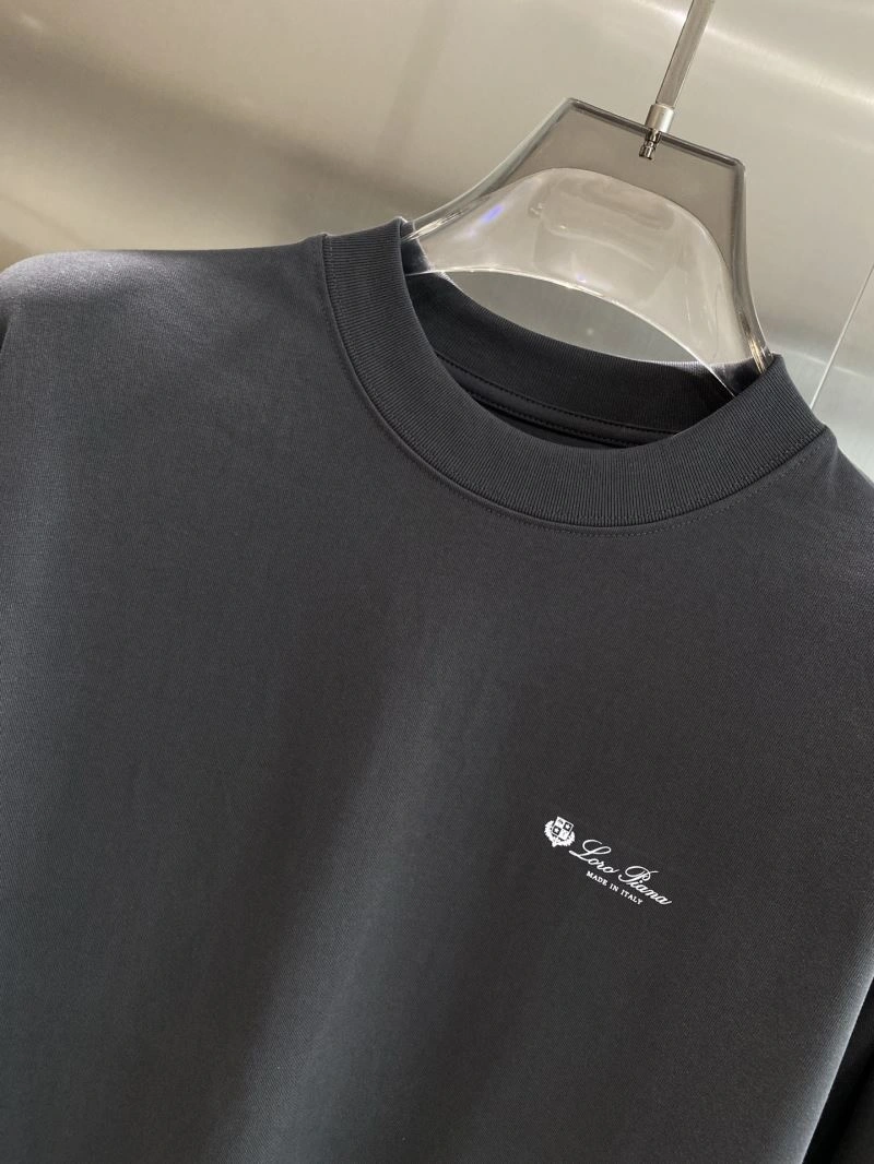 Prada T-Shirts WellDesigned 169353