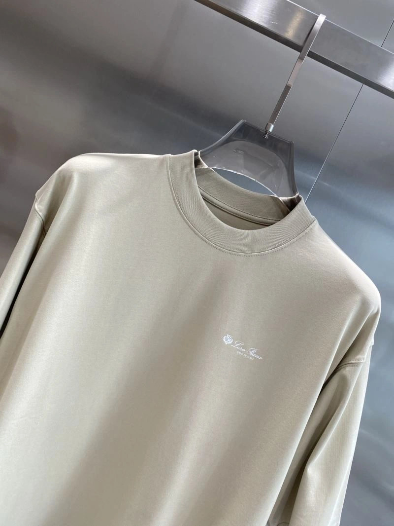 Prada T-Shirts Effortless 169355
