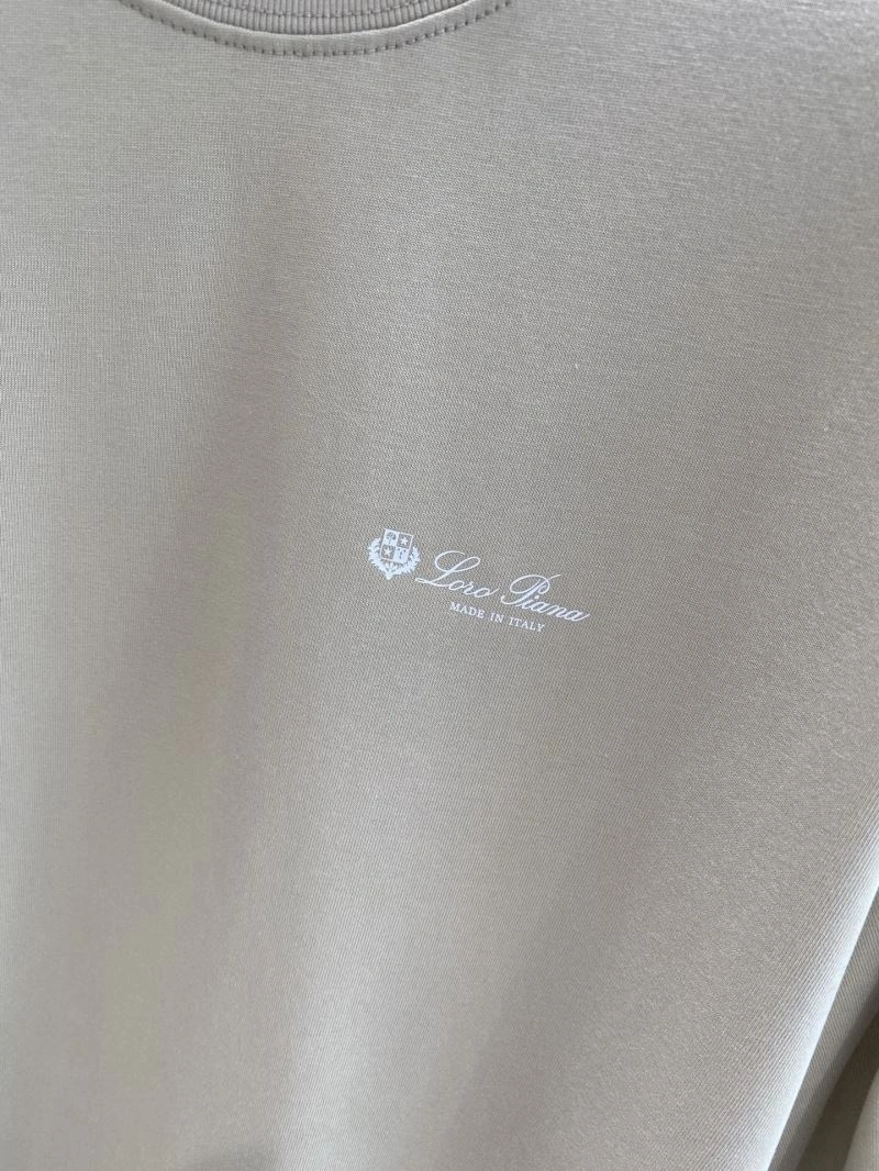 Prada T-Shirts Effortless 169355