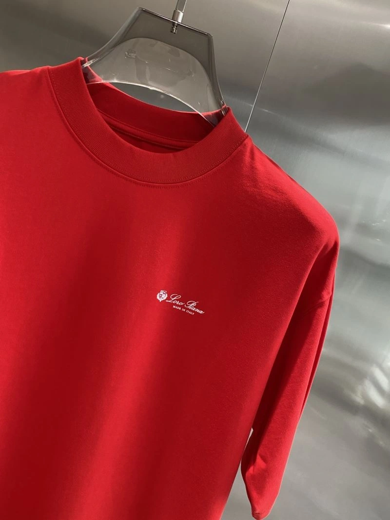 Prada T-Shirts Versatile 169478