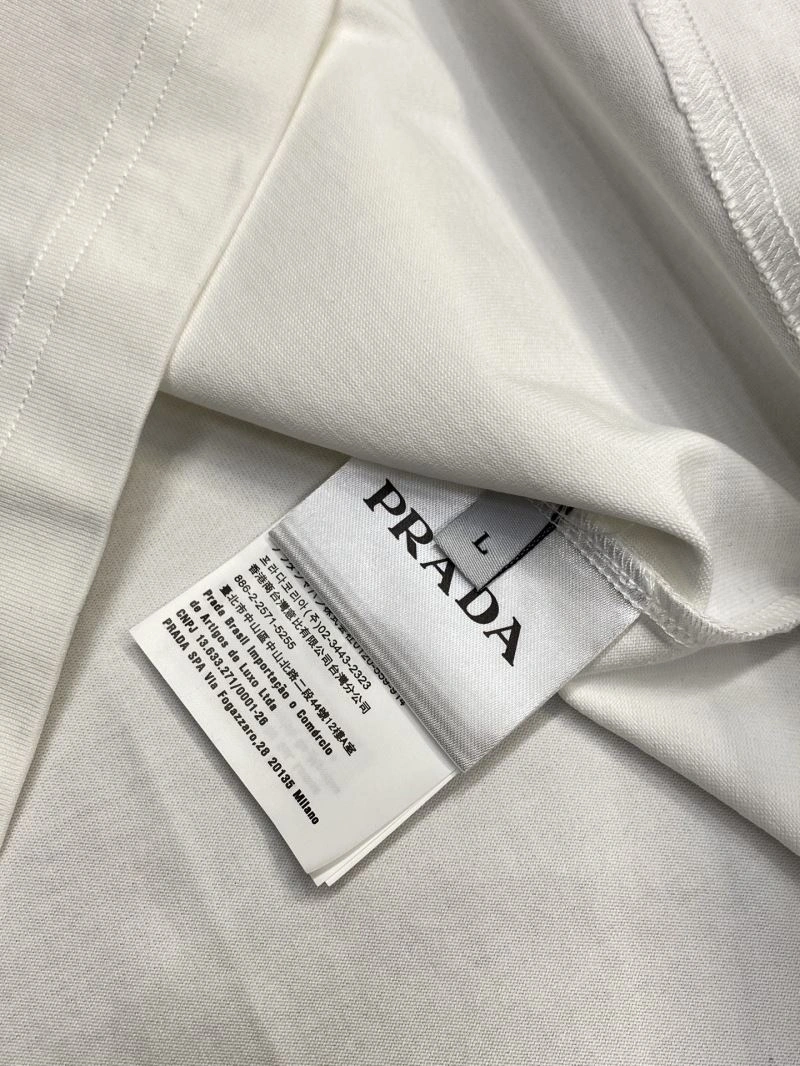 RelaxedFit Prada T-Shirts 169345