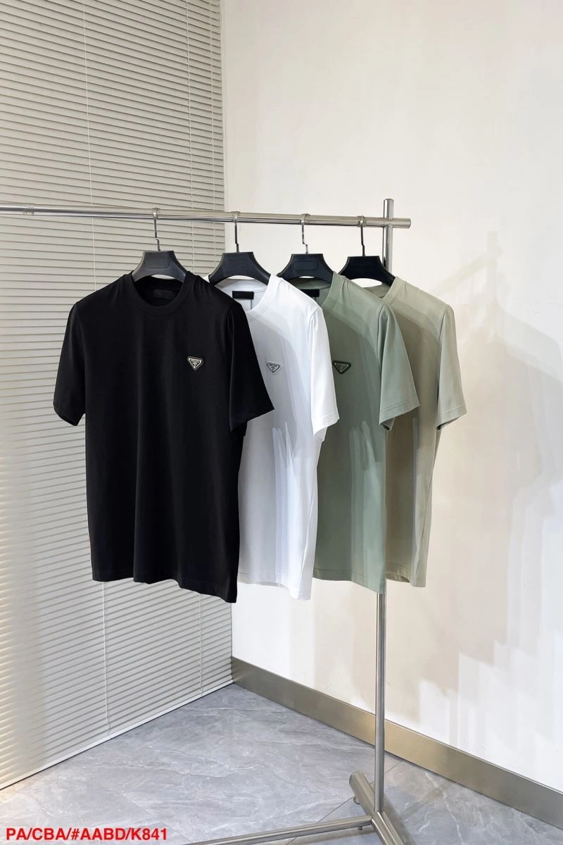 Prada T-Shirts Casual 169354