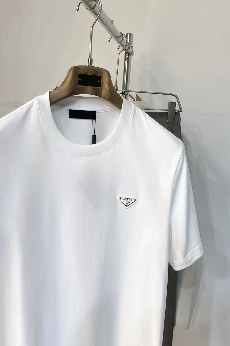 Prada T-Shirts Casual 169354