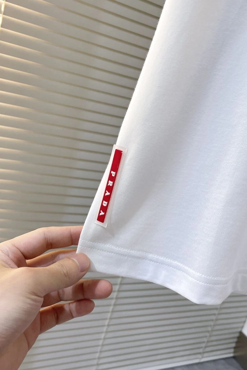 Prada T-Shirts Casual 169354