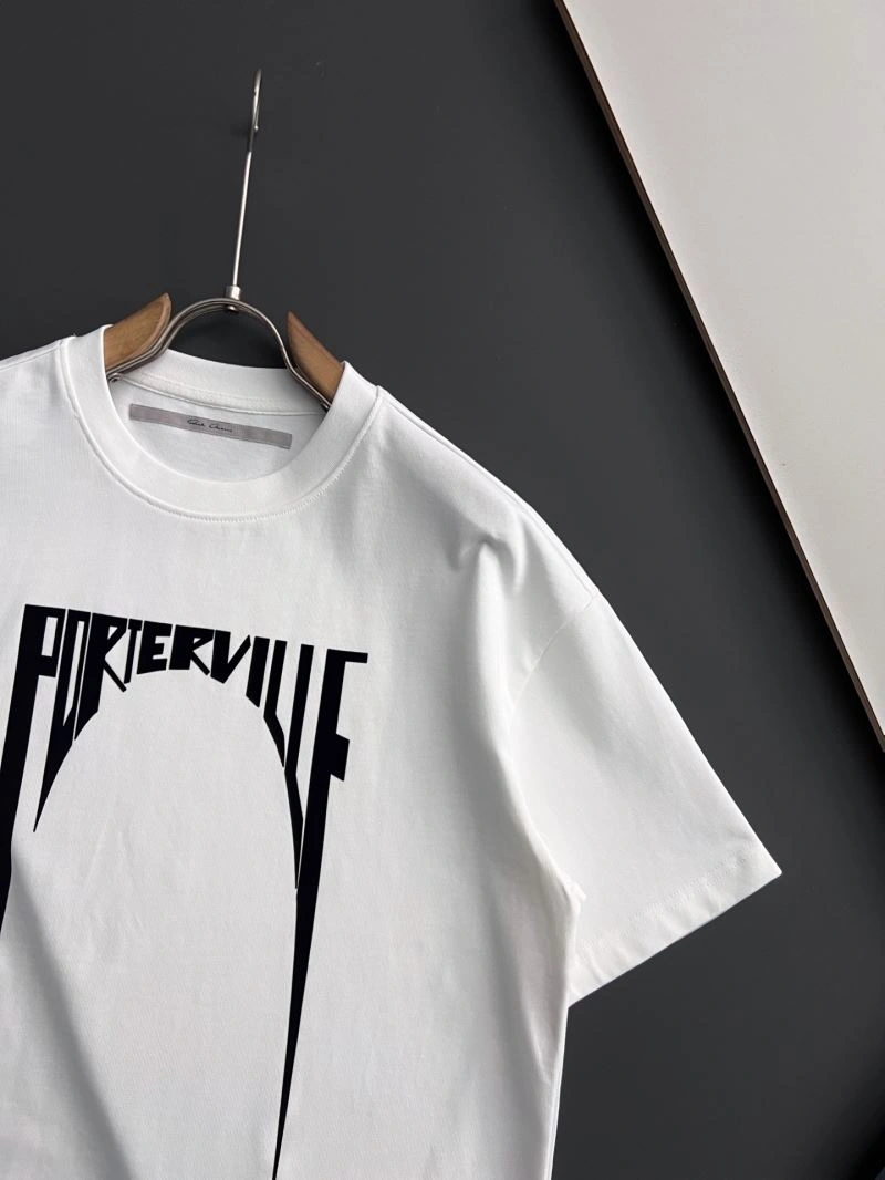 Trendsetting Prada T-Shirts 169340
