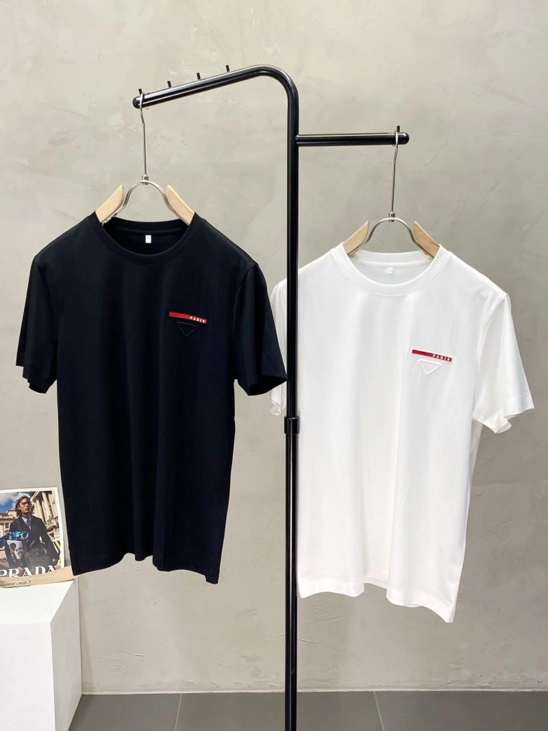 Comfortable Prada T-Shirts 169378