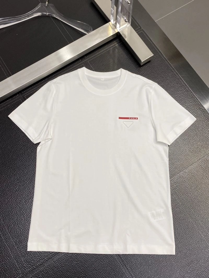 Comfortable Prada T-Shirts 169378