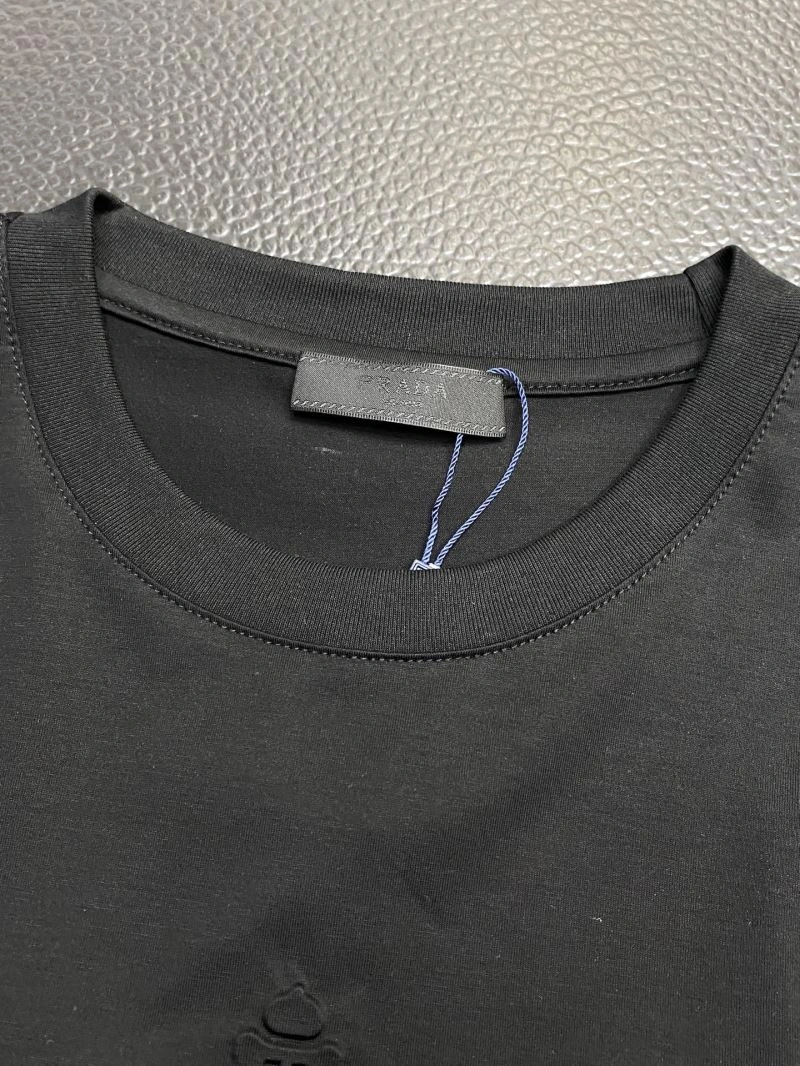 Comfortable Prada T-Shirts 169332