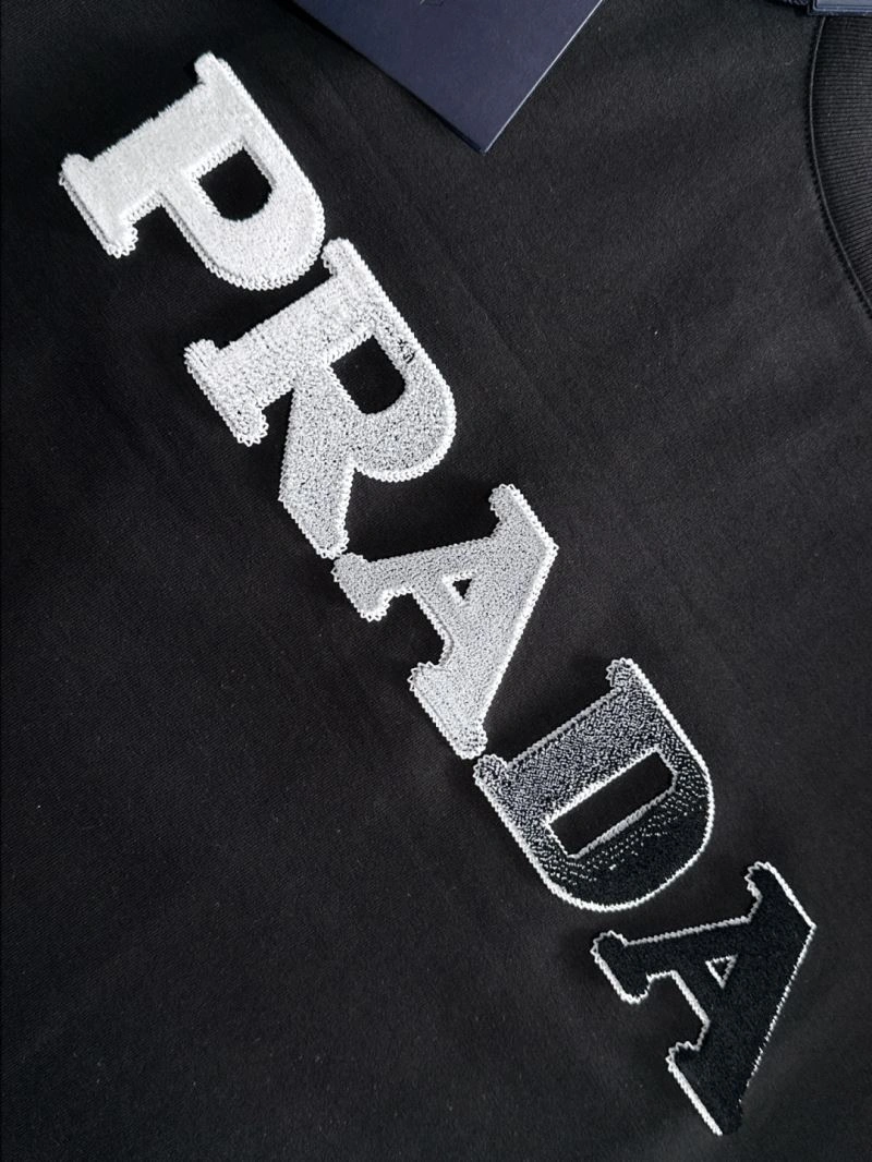 Fashionable Prada T-Shirts 169328