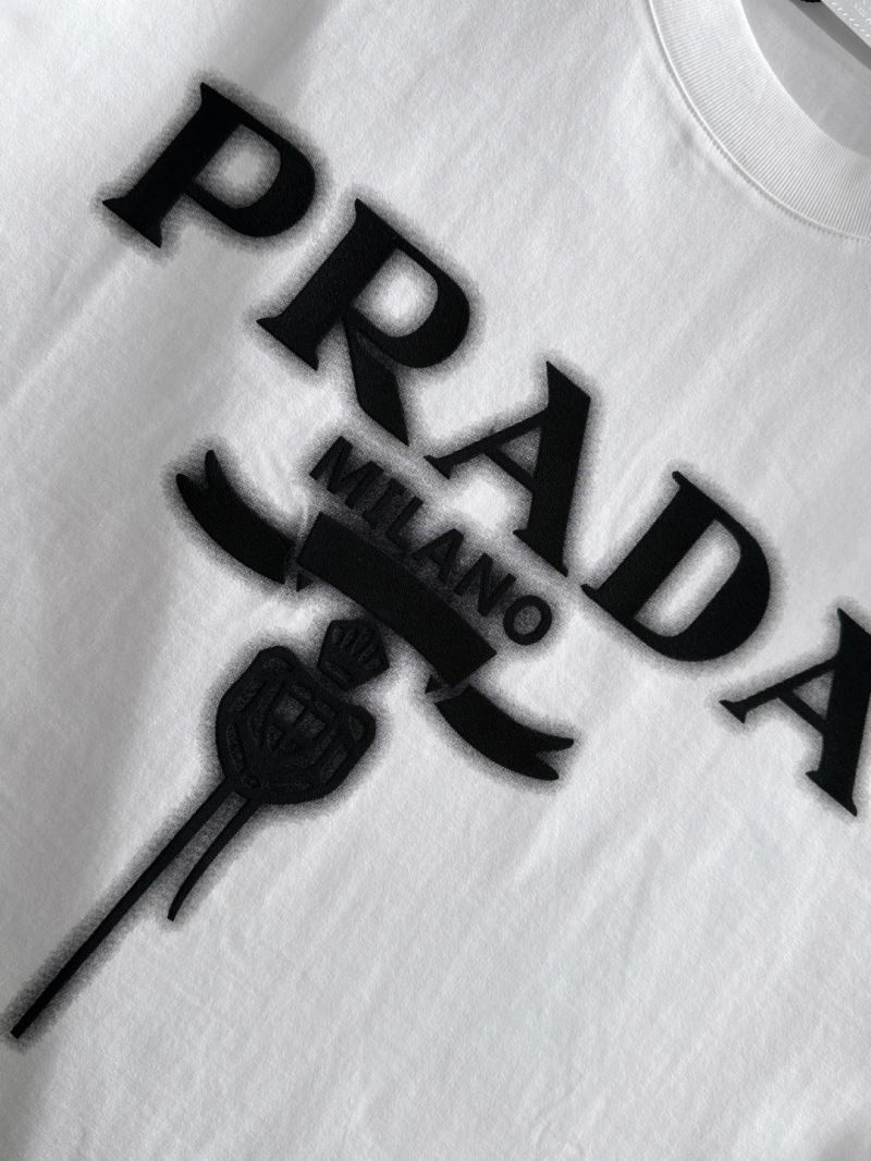 Original Prada T-Shirts 169352