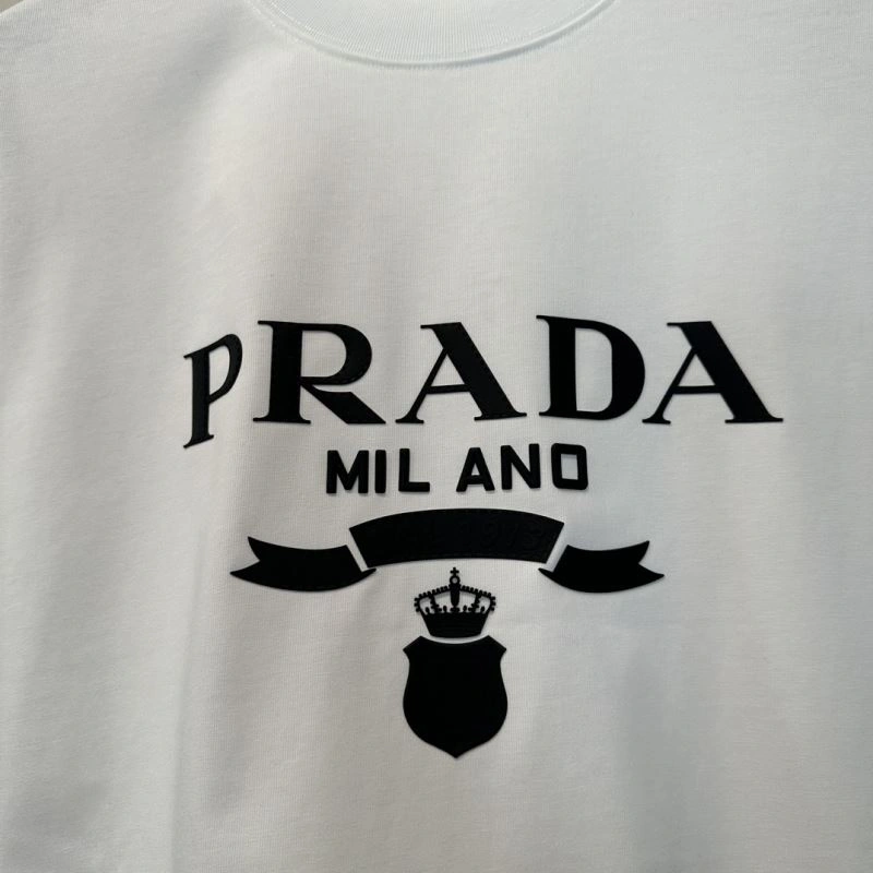 Prada T-Shirts Minimalist 169341