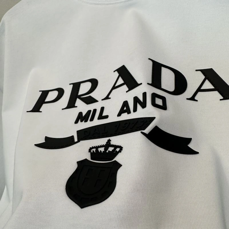 Prada T-Shirts Minimalist 169341