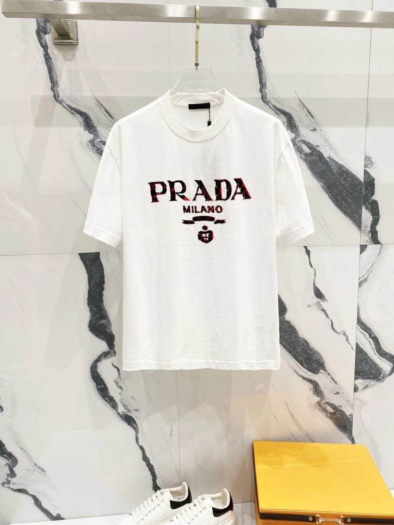 Breathable Prada T-Shirts 169292
