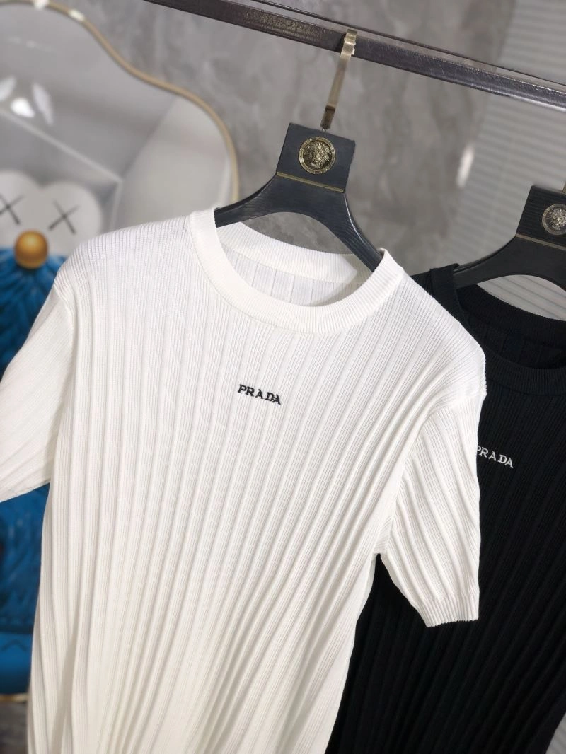 Prada T-Shirts Modern 169321