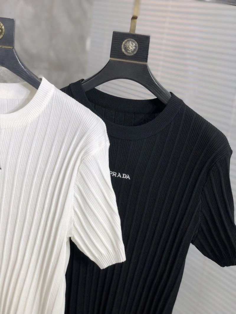 Prada T-Shirts Modern 169321