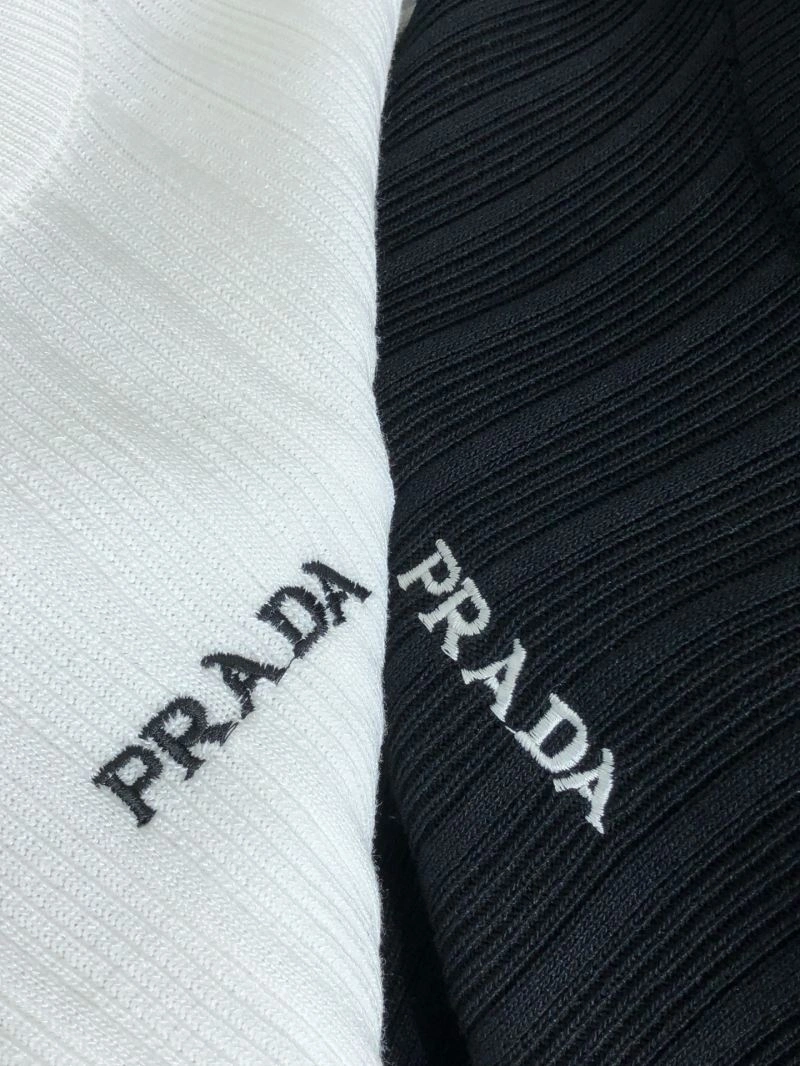 Prada T-Shirts Modern 169321