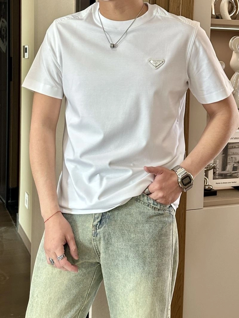 Original Prada T-Shirts 169315