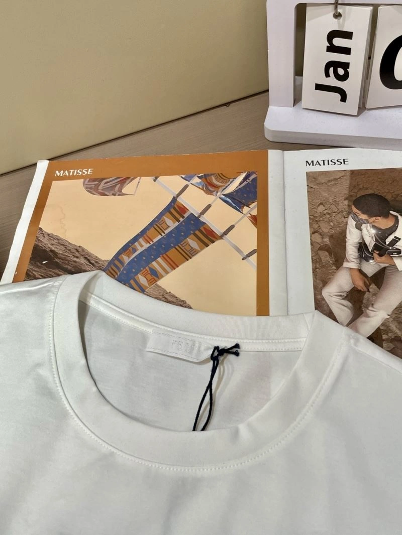 Prada T-Shirts Stylish 169300