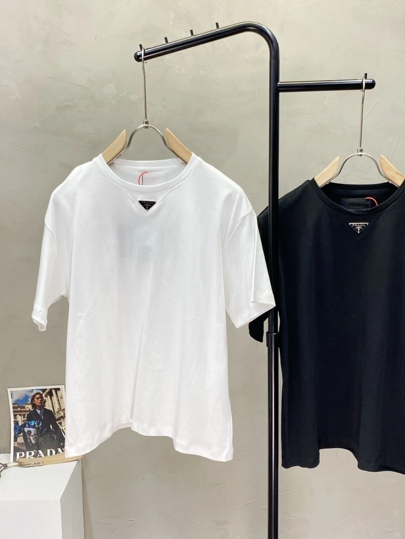 Prada T-Shirts GoodFit 169301