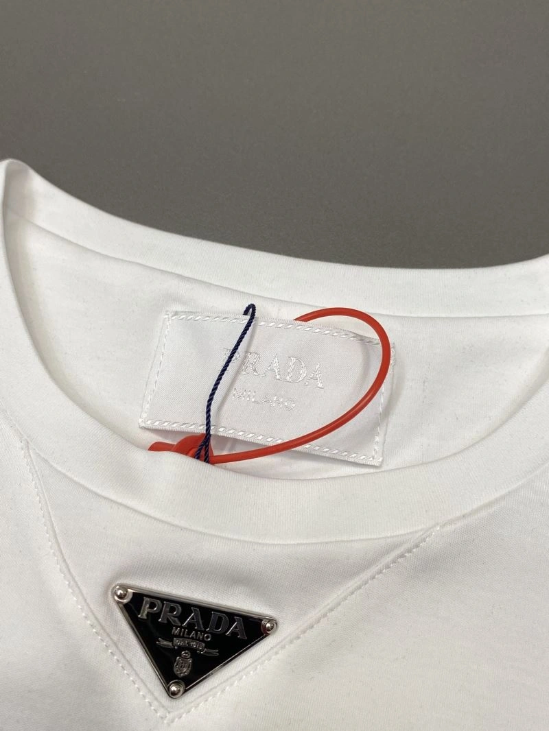 Prada T-Shirts GoodFit 169301