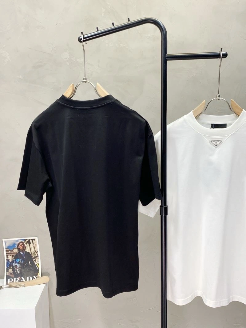 Prada T-Shirts ModernLook 169297