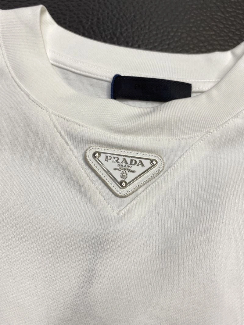 Prada T-Shirts ModernLook 169297