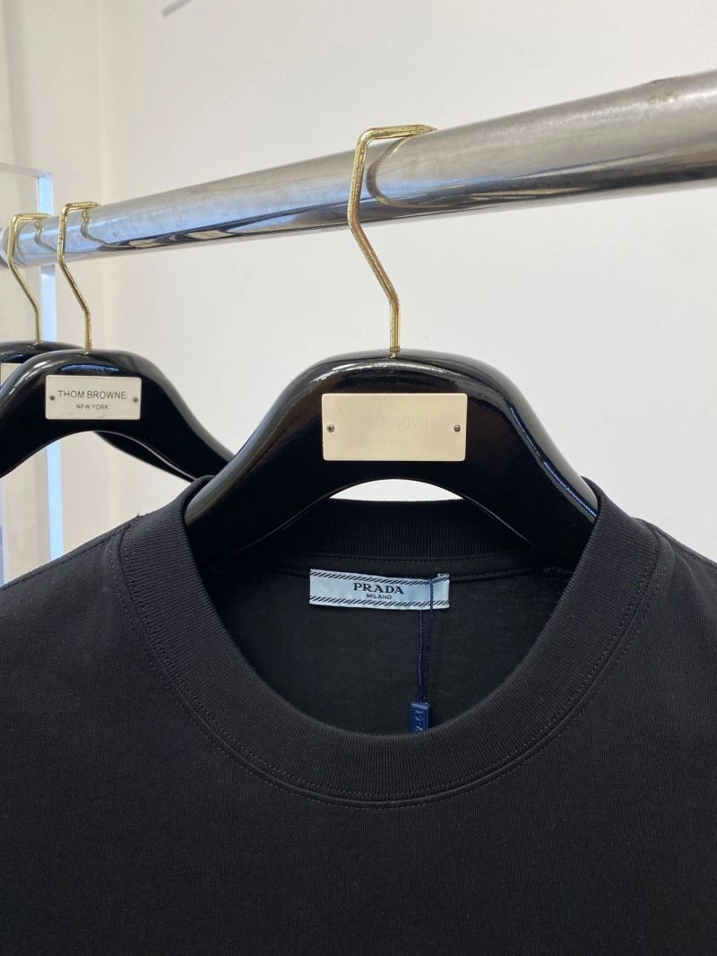Prada T-Shirts Casual 169290