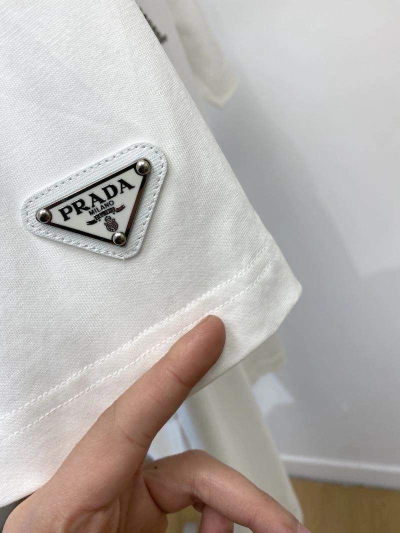 Sophisticated Prada T-Shirts 169287