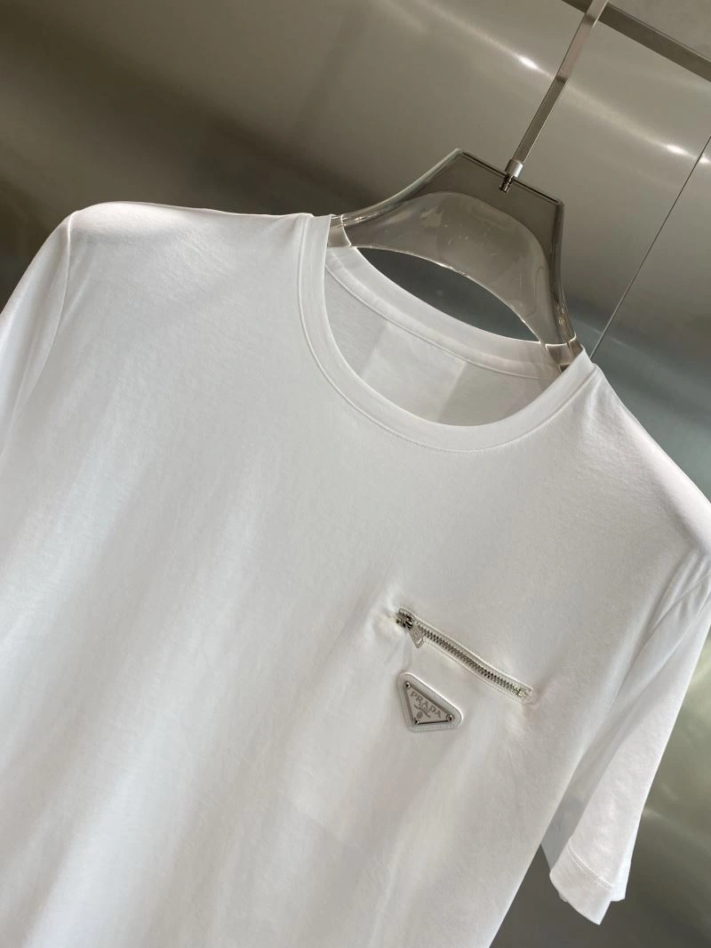 Unisex Prada T-Shirts 169261