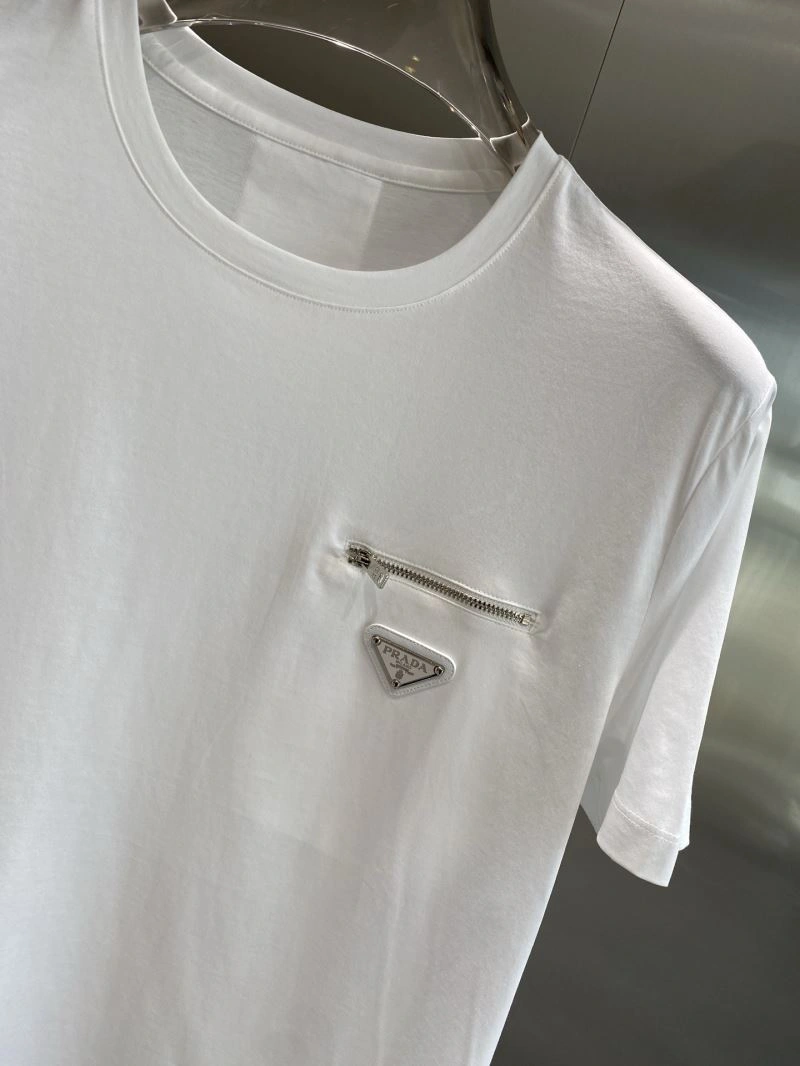Unisex Prada T-Shirts 169261