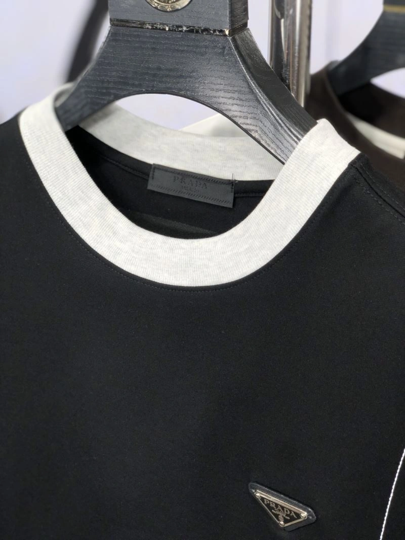 ModernLook Prada T-Shirts 169307