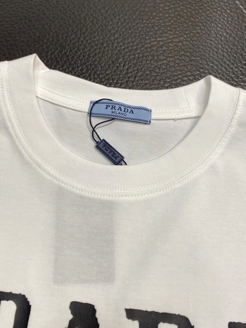 Prada T-Shirts Trendy 169305