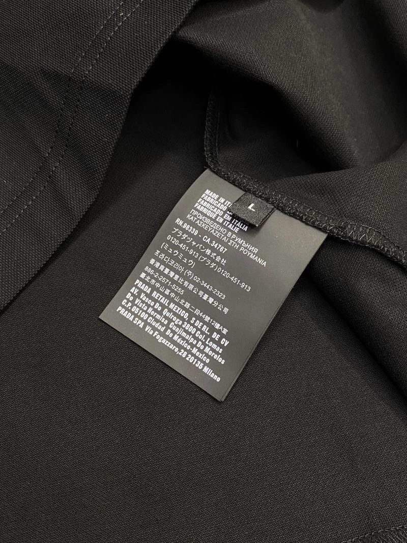 WeatherProof Prada T-Shirts 169262