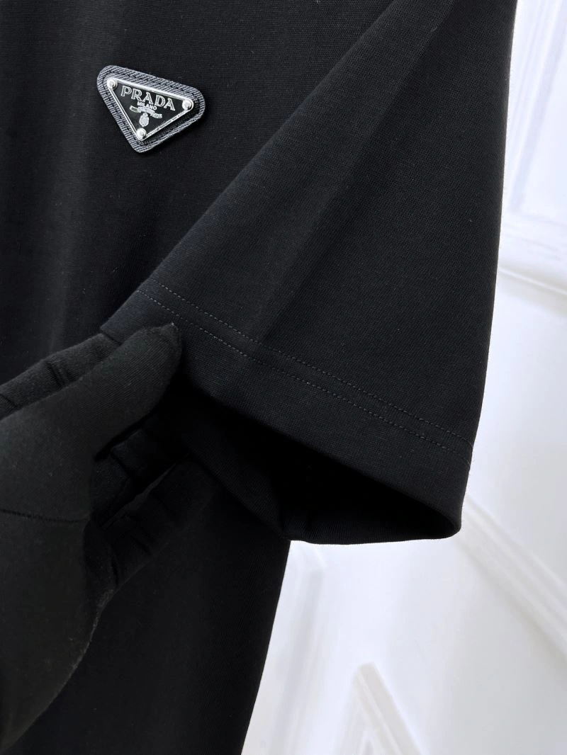 Prada T-Shirts FreshLook 169259