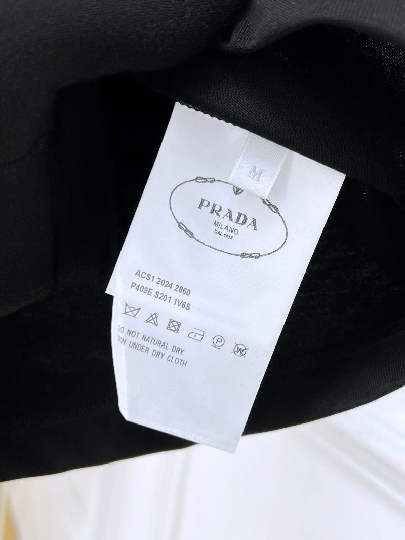 Prada T-Shirts FreshLook 169259