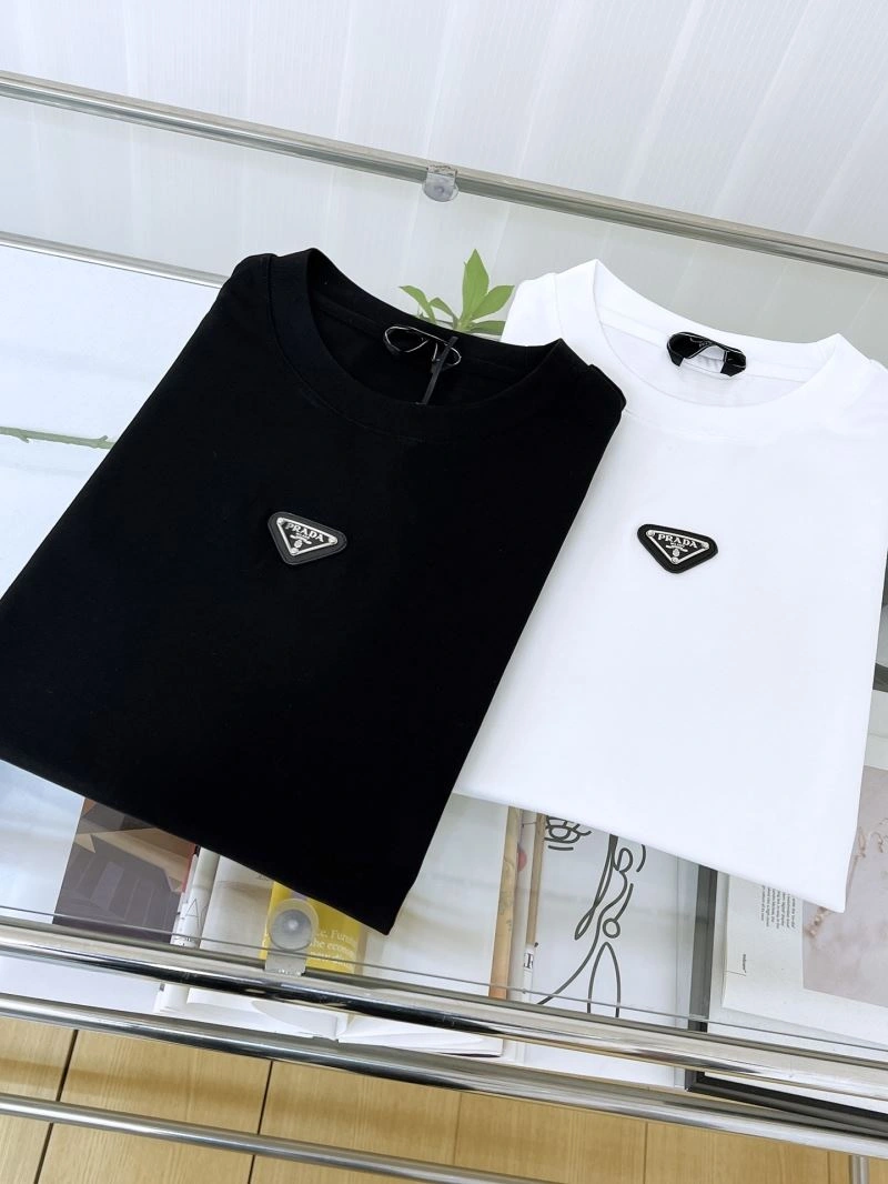 Prada T-Shirts GoAnywhere 169375