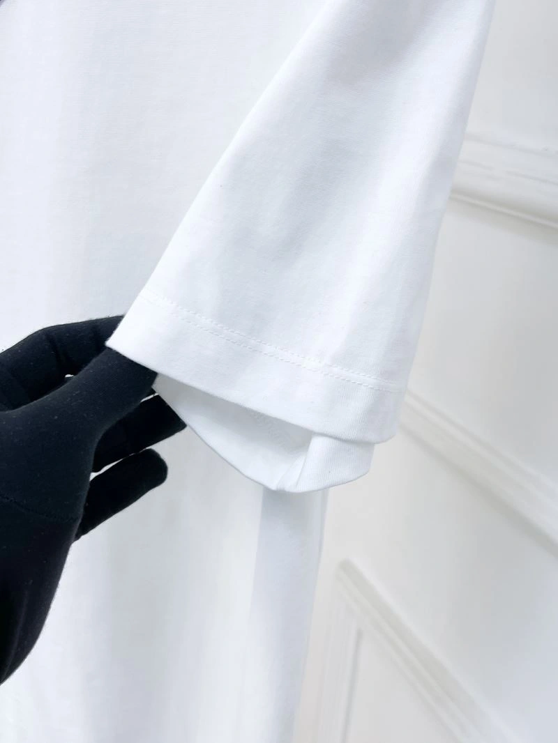 Prada T-Shirts GoAnywhere 169375