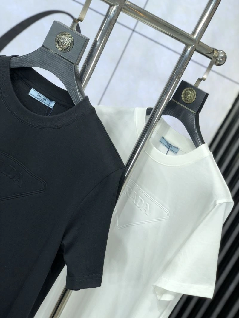 Prada T-Shirts Stylish 169255