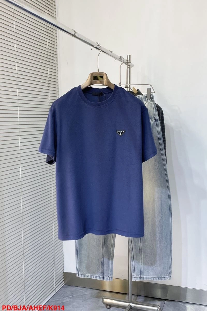 Prada T-Shirts Bold 169286