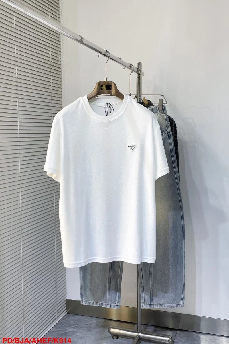 Prada T-Shirts Bold 169286