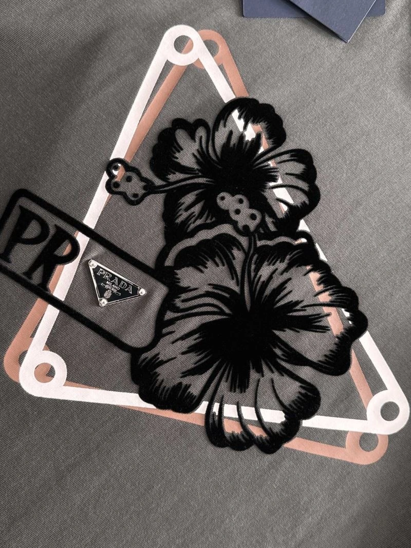 Prada T-Shirts Lightweight 169283