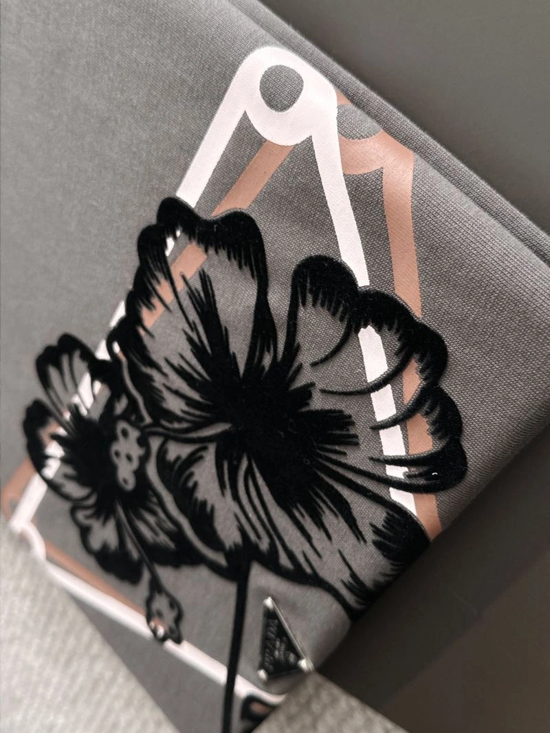 Prada T-Shirts Lightweight 169283