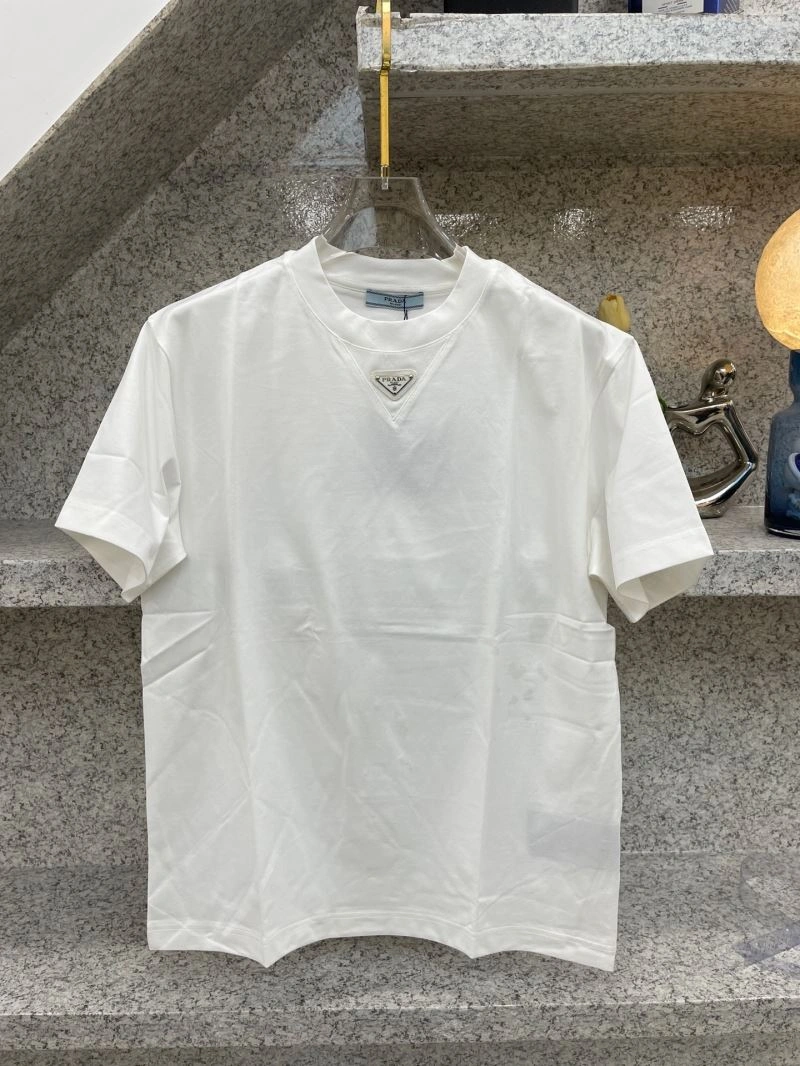 FashionForward Prada T-Shirts 169252