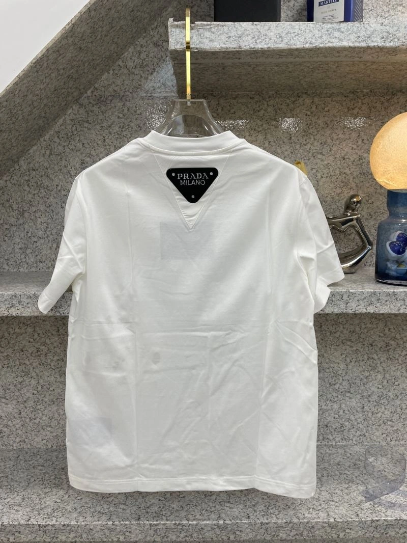 FashionForward Prada T-Shirts 169252